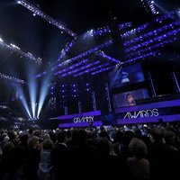 Grammy'ye Whitney gölgesi