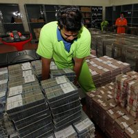 Asya paralarında düşüş moduna devam