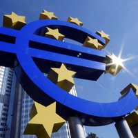 Euro Bölgesi hizmet ve imalat sektörleri daraldı