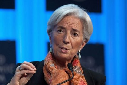 Lagarde: Yunanistan pakete bağlı kalmalı - IMF Başkanı, Yunan liderlerin euroda kalmak istediğini göstermesi ve ülkenin kurtarma paketine uyması gerektiğini savundu