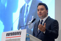 Babacan: Borsa'dan net 1,35 milyar dolar çıktı