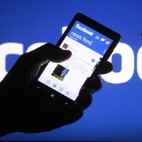 Facebook beklentilerin üzerinde kar açıkladı