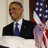Obama iki hindinin canını bağışladı