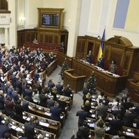 Ukrayna 2015 bütçesini artırdı