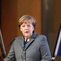 Merkel Euro Bölgesi ülkelerine reform çağrısı yaptı