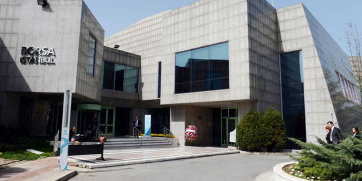 Yabancılar Kasım
