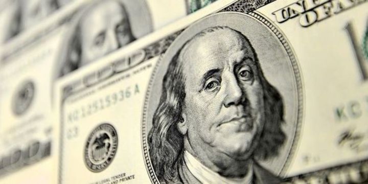 Dolar 4 ayın en düşük seviyesine indi