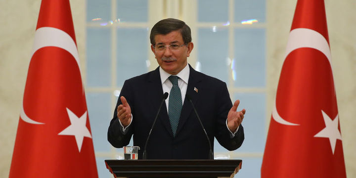 Davutoğlu: Teröre karşı kararlı tutumdan geri adım atmayacağız