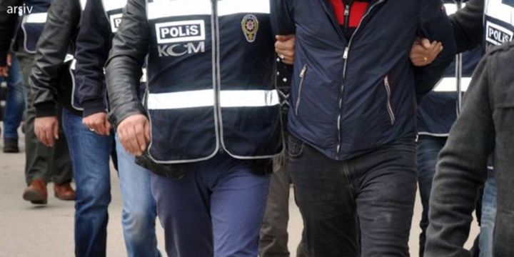 18 Başbakanlık çalışanı gözaltına alındı