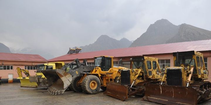 Teröre destek olan belediyelerin taşınır mallarına el konulacak