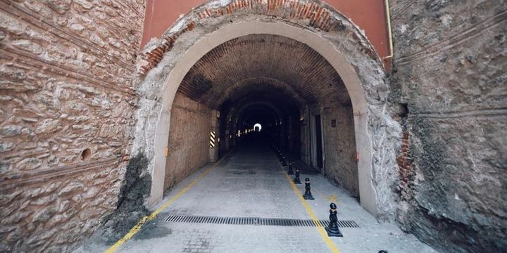Beylerbeyi Sarayı Tüneli trafiğe açıldı