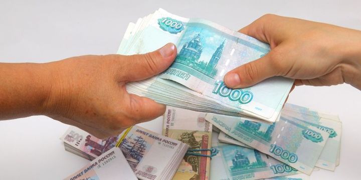 Ruble “petrol” ile yaklaşık 1 yılın zirvesine tırmandı