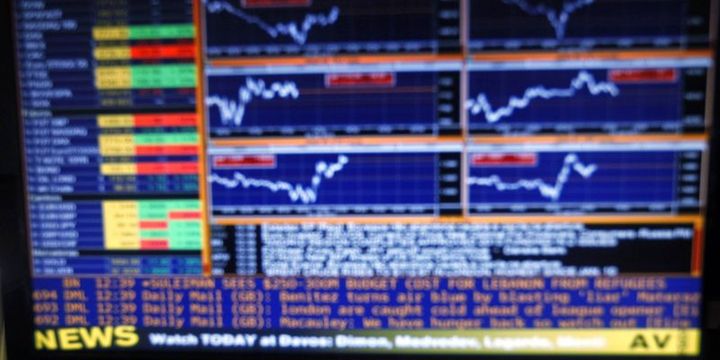 ABD hisseleri Fed tutanakları öncesi dalgalandı