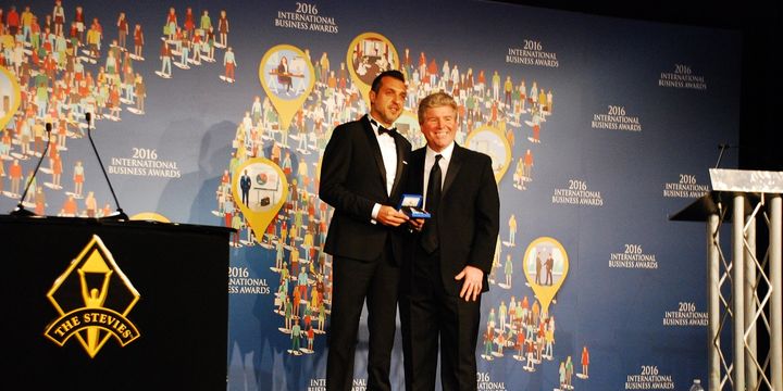 İDO, Stevie gümüş ödülünü Türkiye