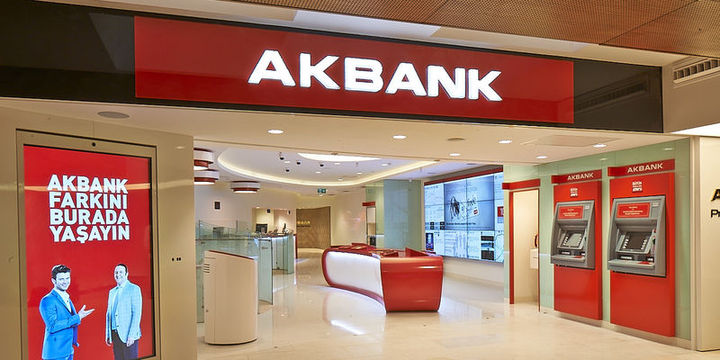 Akbank genel ihtiyaç ve taşıt kredilerinde faiz indirimine gitti