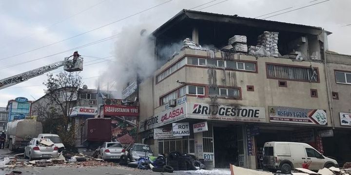 Sultanbeyli sanayi sitesinde patlama meydana geldi