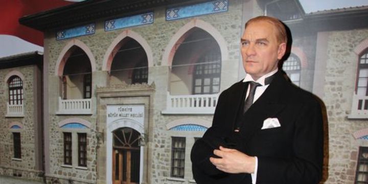 "Madame Tussauds Istanbul" ziyarete açıldı