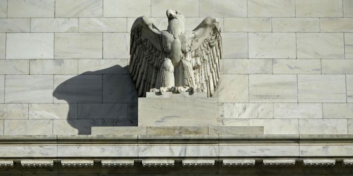 Fed tutanakları: Kademeli faiz artırımları yukarı yönlü risk taşıyor