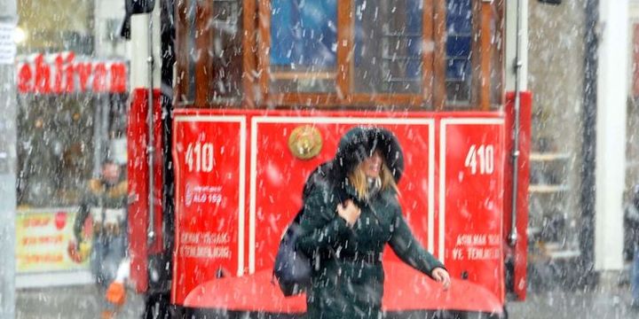 İstanbul için yoğun kar yağışı uyarısı