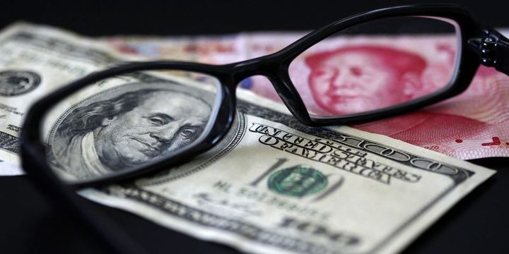 Offshore yuan 1 yılın en büyük düşüşünü kaydetti