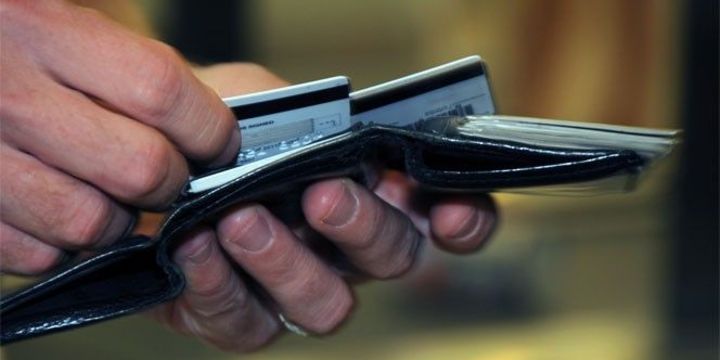 Kredi kartı borcundan takibe alınanların sayısı azaldı