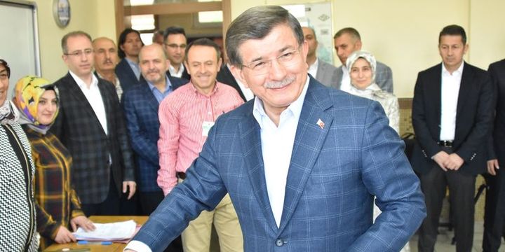Davutoğlu: Karar ne olursa olsun milli iradenin tecellisidir
