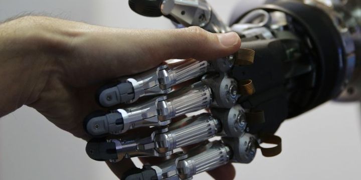 Robotlar ve insanlar maç yaptı