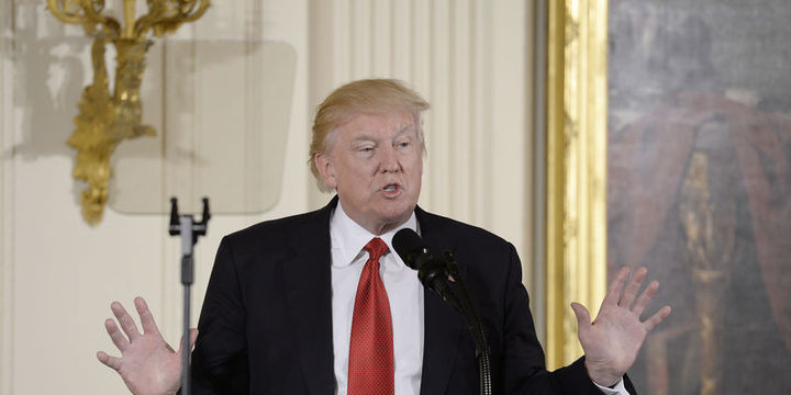 Trump Wall Street bankalarını bölmeyi düşünüyor