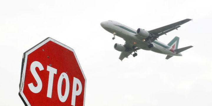 İtalyan havayolu şirketi Alitalia iflas talebinde bulundu