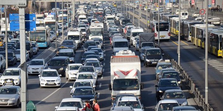 Trafiğe 3 ayda 272 bin 88 araç eklendi
