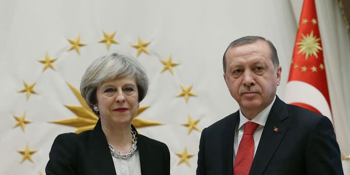 Erdoğan, Theresa May ile görüştü