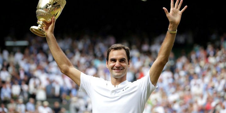 Federer bir kez daha tarihe geçti