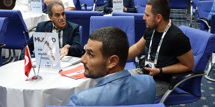 MÜSİAD heyeti İran