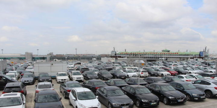 Havalimanlarında ücretsiz park süresi uzatıldı
