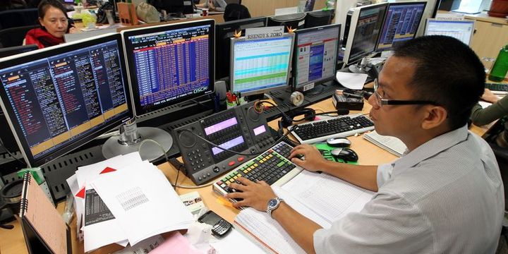 Gelişen ülke kurları zayıf dolarla yükseldi