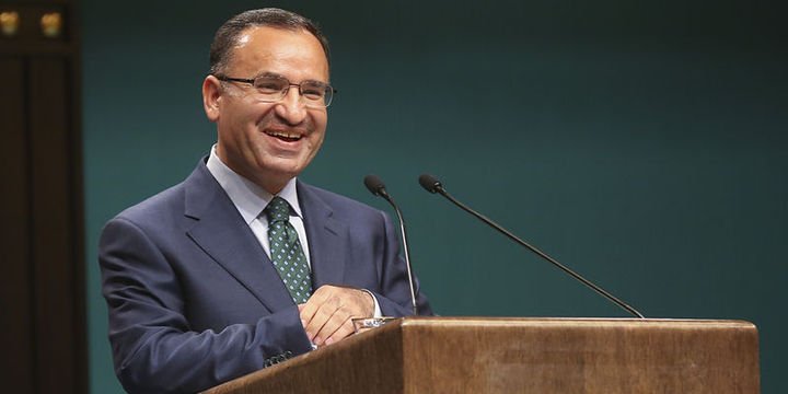 Bozdağ: Mermurların yurtdışına çıkarken belge zorunlulukları kalkıyor
