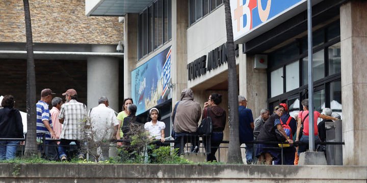 S&P Venezuela için "tercihli temerrüt" ilan etti