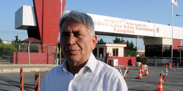 Gazeteci Oğuz Güven