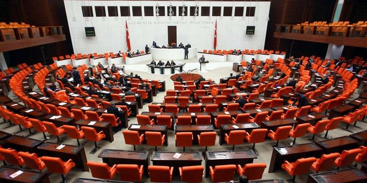 "Torba tasarı" TBMM Genel Kurulunda kabul edildi