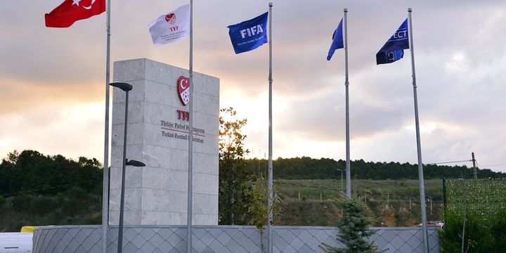 Futbolda 15. haftanın perdesi bugün açılıyor