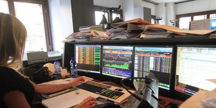 Küresel Piyasalar: Dolar güçlenmeye devam ediyor, hisseler yükseldi