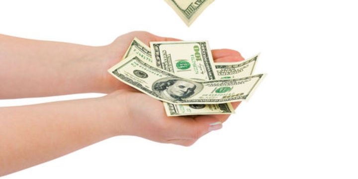 Dolar/TL enflasyon sonrası dalgalı
