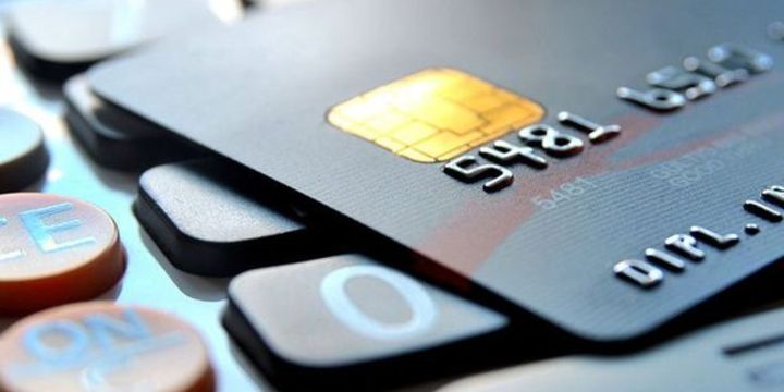 Aidatsız kredi kartı çıkarmayan bankaların ödeyeceği ceza arttı