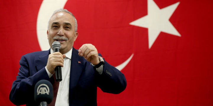 "Köyüne dönene 300 koyun, sigorta ve asgari ücret"