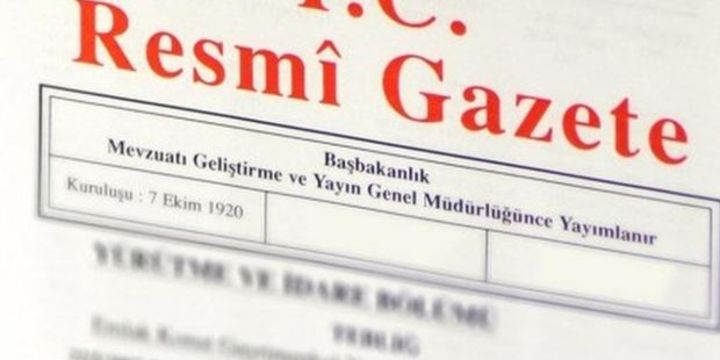 Bürokraside üst düzey beş görevden alma