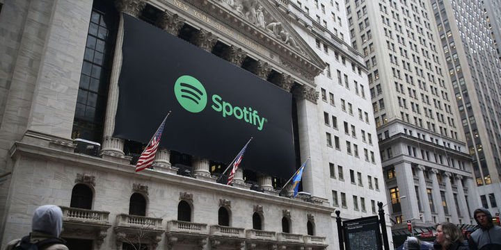 Spotify halka arz edildi