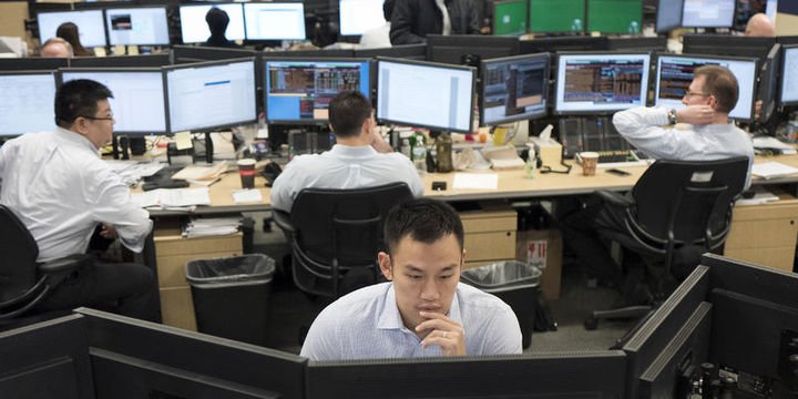 Küresel Piyasalar: Hisseler ticaret savaşı korkusuyla sert düştü, dolar geriledi