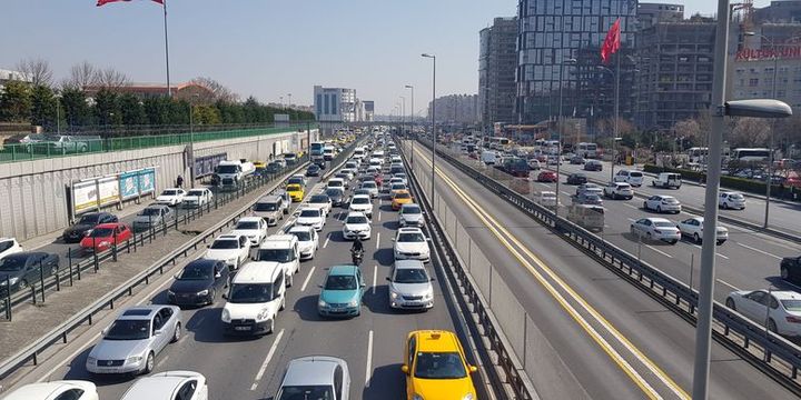 İTO seçimleri trafiği kilitledi