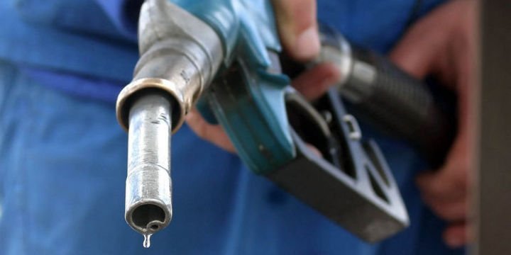 Motorinin litresine 17 kuruş zam yapıldı