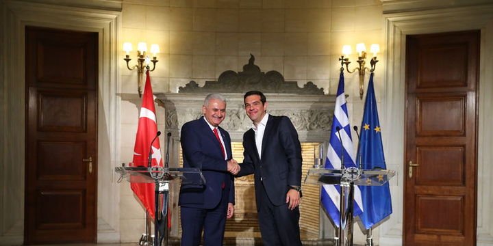 Başbakan Yıldırım Çipras ile telefonda görüştü